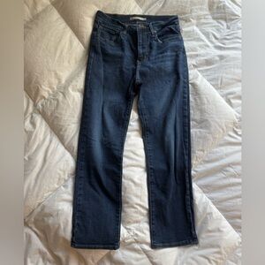 Levi's high rise Straight-Leg cropped Jeans in Deep Indigo